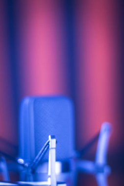 Stüdyo dublaj mikrofon