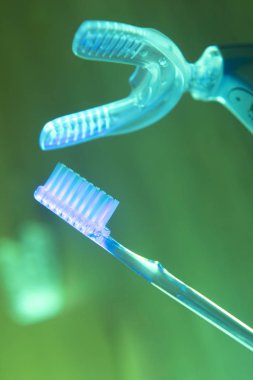 Diş dirsek aligner vibratör