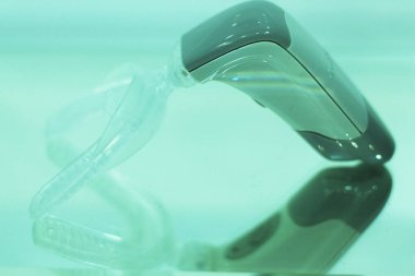 Diş dirsek aligner vibratör