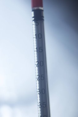 Tıbbi iğne enjeksiyon