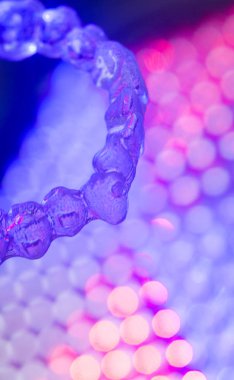 Görünmez diş aligners parantez