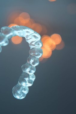 Görünmez diş köşeli ayracı