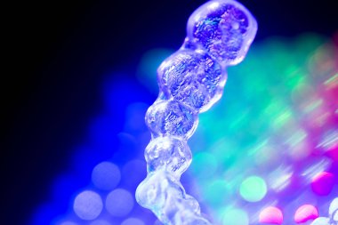 Görünmez diş aligners parantez