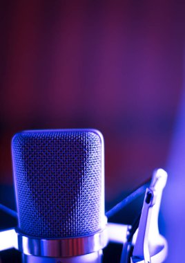 Stüdyo dublaj mikrofon