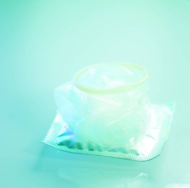 Kauçuk prezervatif kontraseptif