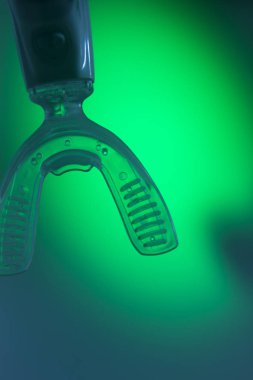 Diş dirsek aligner vibratör