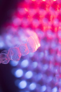 Görünmez diş aligners parantez