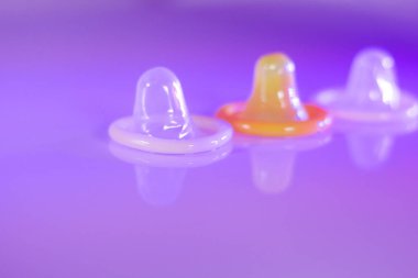 Kauçuk prezervatif kontraseptif