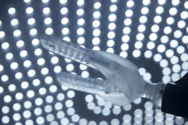 Köşeli ayraç diş aligner Hızlandırıcı