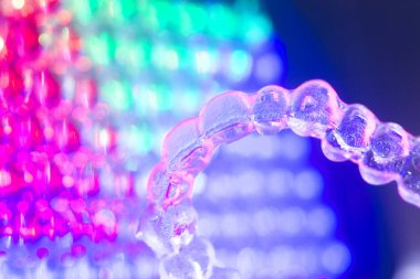 Görünmez diş aligner hizmetli