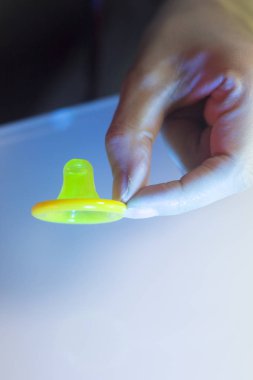 Kauçuk prezervatif kontraseptif