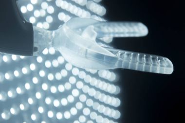 Köşeli ayraç diş aligner Hızlandırıcı