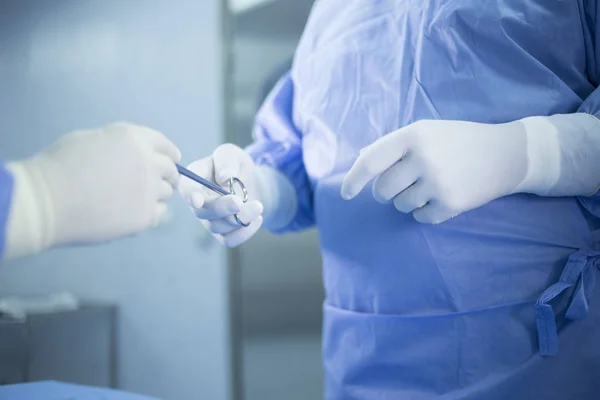 Instrumentação hospitalar do cirurgião — Fotografia de Stock