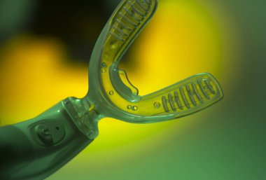 Diş dirsek aligner vibratör