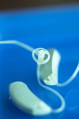 İşitme sağırlık için