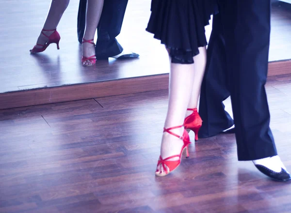 Balo salonu dans dansçılar