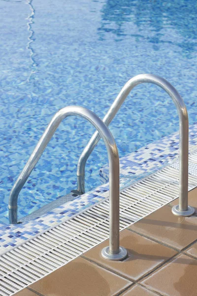 Yüzme Havuzu yaz tatili