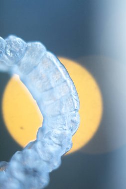 Görünmez diş diş telini