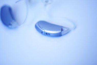 İşitme sağırlık için