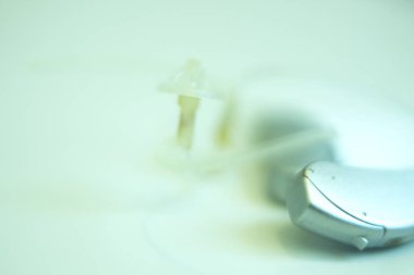 İşitme sağırlık için