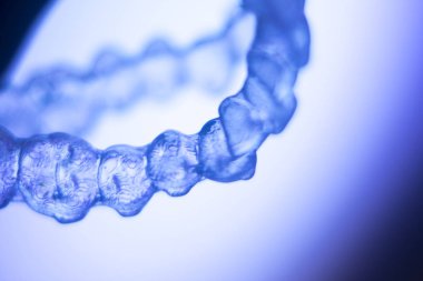 Görünmez diş aligners diş telleri