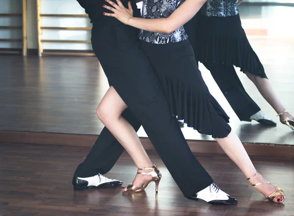 Balo salonu dans dansçılar