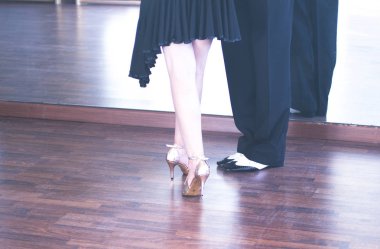 Balo salonu dans dansçılar