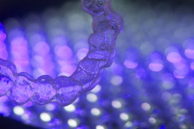 Görünmez diş aligners parantez