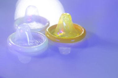 Kauçuk prezervatif kontraseptif