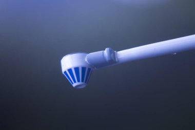 Diş su sprey temizleyici