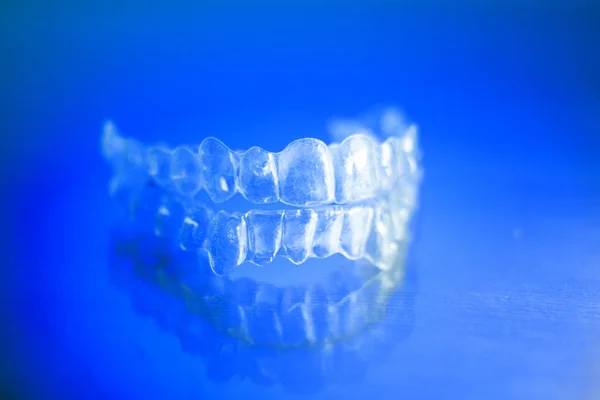 Denti invisibili fermo dentale — Foto Stock