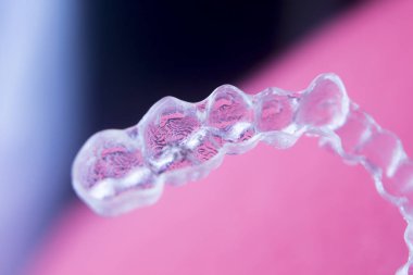 Görünmez parantez Düzleştiriciler