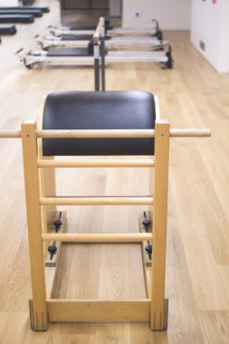 Varil pilates studio makine