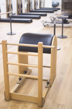 Varil pilates studio makine