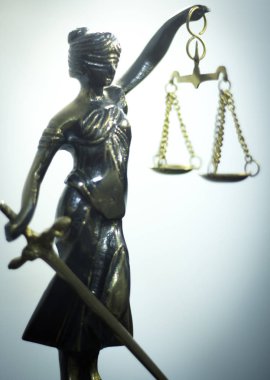 Yasal hukuk firması heykeli