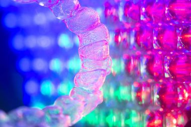 Görünmez diş aligner hizmetli