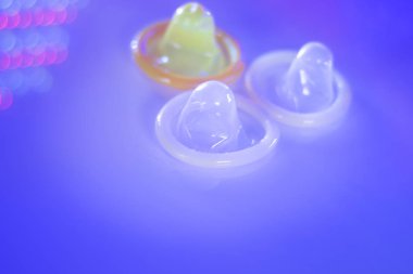 Kauçuk prezervatif kontraseptif