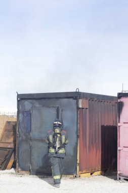 İtfaiyeci yangın Eğitim istasyonu tatbikatı