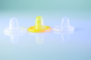 Kauçuk prezervatif kontraseptif