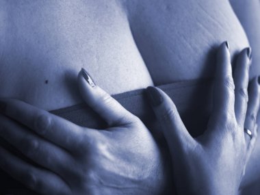 Erotik seksi büyük göğüsler modeli