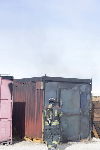 Exercice de caserne d'incendie pompier — Photo