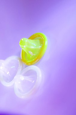 Kauçuk prezervatif kontraseptif