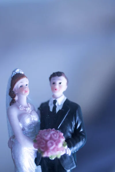 Pareja Boda Torta Superior Figuras Plástico Con Traje Noche Esmoquin — Foto de Stock