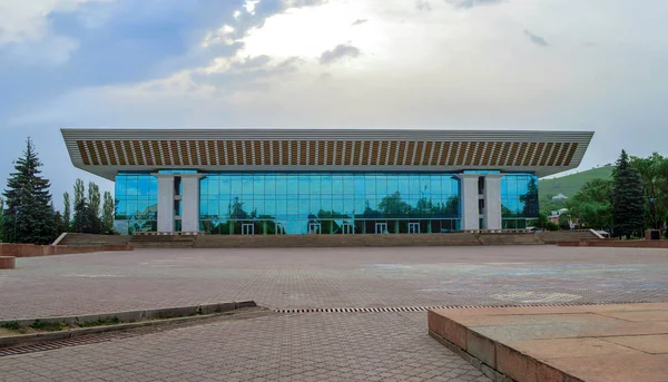 Palacio República Calle Dostyk Almaty — Foto de Stock