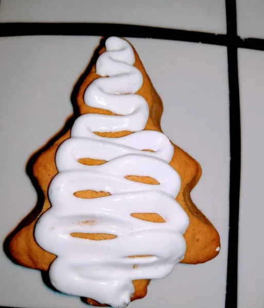Cookie arbre de Noël avec glaçage — Photo