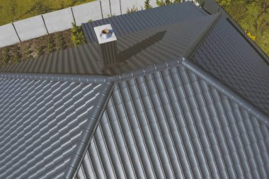 Oluklu metal çatı ve metal çatı. Modern çatıdan yapılma.