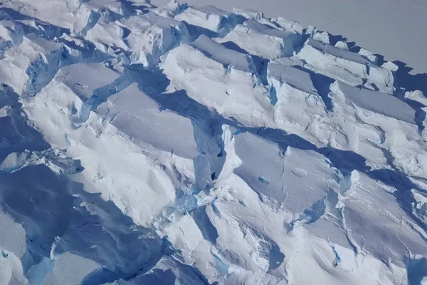 Arrangements de glace de l'antarctique. Les icebergs en Antarctique — Photo