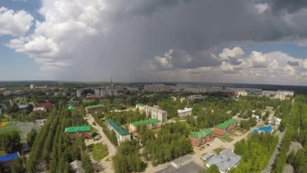 Sturmfront über der Stadt — Stockvideo