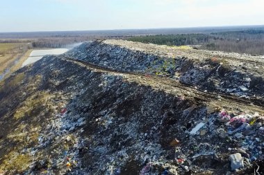 Çöplük, çöplük manzarası. Çöp Doldur.