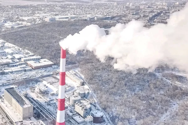 Smoking chimney of a thermal power plant on the background of wi — Stock Photo, Image